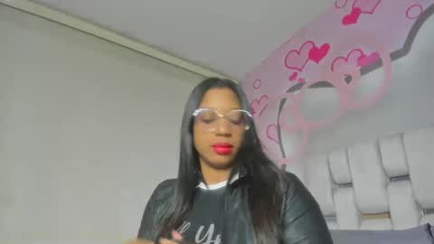 NATALI KIDMAN online show from March 2025 12:20:01 PM