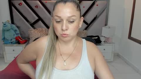 Snapshot of natalia5560 chatting on October 2025 05:03:01 PM natalia5560 online show from October 2025 05:03:01 PM