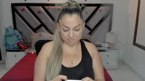 Snapshot of natalia5560 chatting on October 2025 01:00:02 PM natalia5560 online show from October 2025 01:00:02 PM