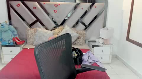 Snapshot of natalia5560 chatting on October 2025 01:00:01 PM natalia5560 online show from October 2025 01:00:01 PM