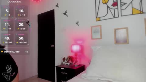 Snapshot of natalia__ponce chatting on September 2025 01:43:01 AM NATALIA online show from September 2025 01:43:01 AM