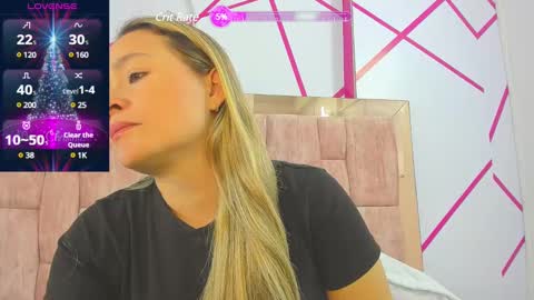 natalia_lopezz online show from December 2024 01:28:01 PM
