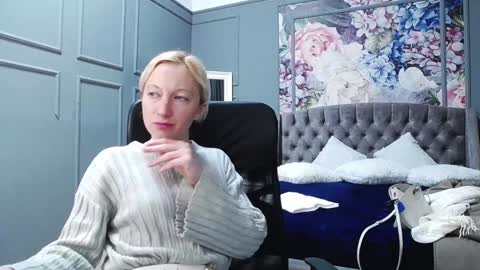 Natalie online show from December 2024 06:14:01 AM