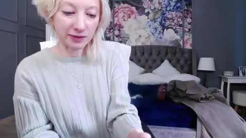 Natalie online show from February 2025 06:54:01 AM