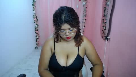 Snapshot of natalie_tits1 chatting on October 2025 02:34:01 PM natalie_tits1 online show from October 2025 02:34:01 PM