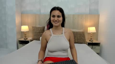 Nataly Calderon online show from March 2025 09:13:02 AM