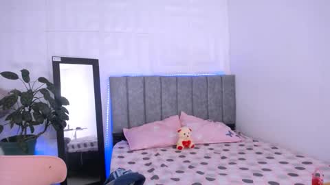 NATALY online show from October 2025 09:15:02 PM