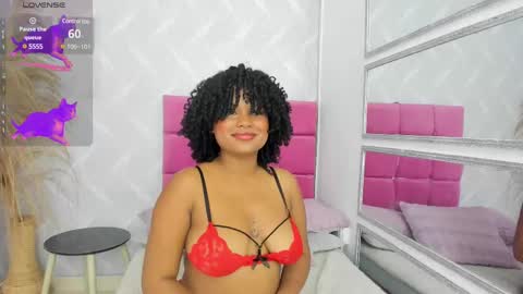 Naty online show from March 2025 04:06:02 PM