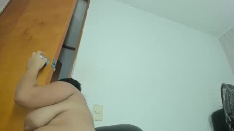 Snapshot of natalycarter_ chatting on October 2025 02:48:01 AM natalycarter_ online show from October 2025 02:48:01 AM