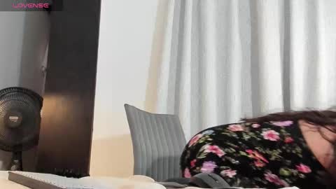 Nataly online show from September 2025 07:13:02 PM