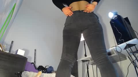 Snapshot of natasha_bernett chatting on January 2025 03:23:01 AM Natasha Bernett online show from January 2025 03:23:01 AM