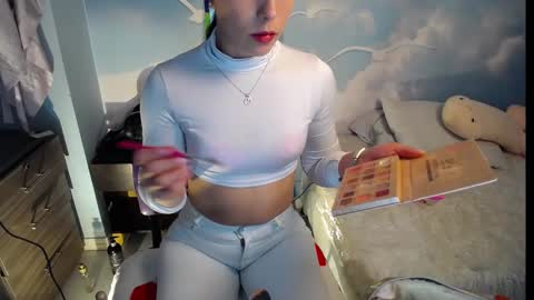 Snapshot of natasha_bernett chatting on February 2025 11:15:01 PM Natasha Bernett online show from February 2025 11:15:01 PM