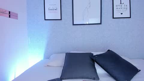  Natasha  online show from October 2025 12:01:02 PM