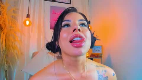 Snapshot of natasha_hartaman chatting on March 2025 11:46:01 PM online show from March 2025 11:46:01 PM