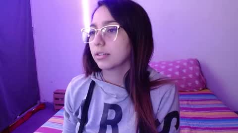 Naty Jg online show from January 2025 07:15:01 PM