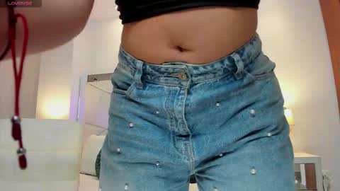 natasha kiim online show from September 2025 03:11:02 AM