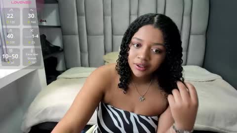 N A T A S H A online show from September 2025 07:35:01 PM