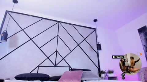 Natasha Smith online show from January 2025 10:40:02 PM