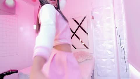 Snapshot of natasha_smith_ws chatting on December 2024 05:01:01 PM Natasha  online show from December 2024 05:01:01 PM