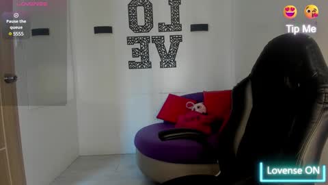 Snapshot of natasha_smith_ws chatting on December 2024 03:11:02 PM Natasha  online show from December 2024 03:11:02 PM