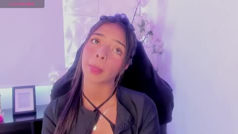 Snapshot of natasha_smith_ws chatting on January 2025 01:56:02 PM Natasha  online show from January 2025 01:56:02 PM