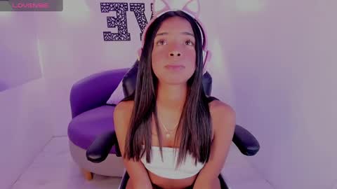 Snapshot of natasha_smith_ws chatting on January 2025 03:35:02 PM Natasha  online show from January 2025 03:35:02 PM