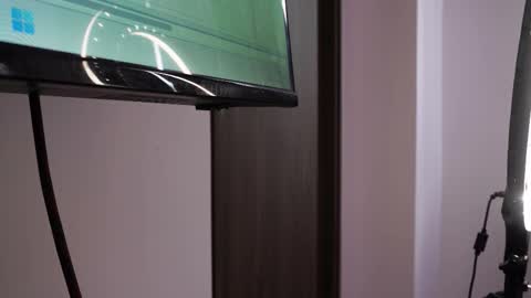 Natasha Vesper  online show from November 2025 12:53:01 PM