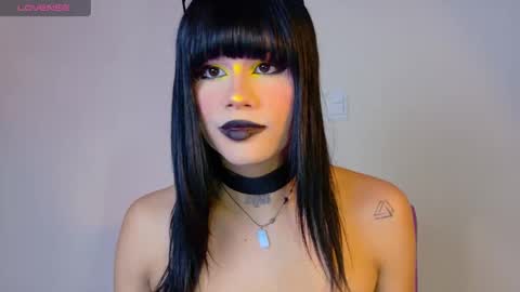 Natahsa  online show from October 2025 05:25:01 AM