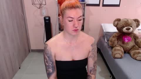 Snapshot of natasha_woo chatting on February 2025 08:21:01 PM Nat online show from February 2025 08:21:01 PM