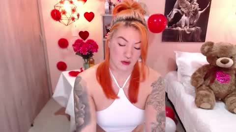 Snapshot of natasha_woo chatting on February 2025 01:16:01 PM Nat online show from February 2025 01:16:01 PM