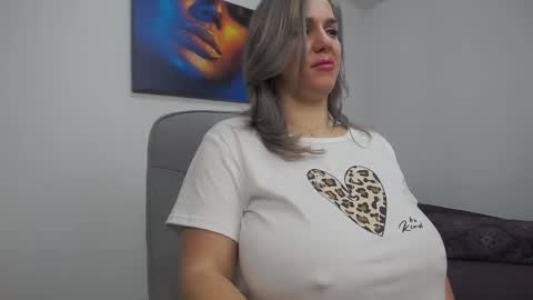 Snapshot of natashaboobs chatting on February 2025 09:26:02 AM natashaboobs online show from February 2025 09:26:02 AM