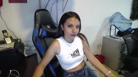 Natashax  online show from February 2025 06:22:02 PM