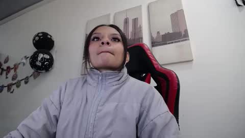 Natashax  online show from October 2025 05:02:02 PM