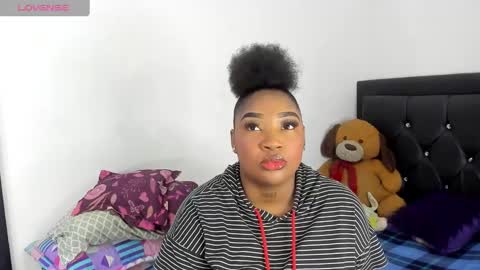 Snapshot of natassha_brown chatting on December 2024 11:50:02 AM Natassha online show from December 2024 11:50:02 AM