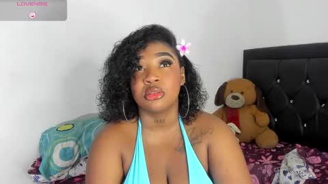 Snapshot of natassha_brown chatting on January 2025 11:42:01 PM Natassha online show from January 2025 11:42:01 PM