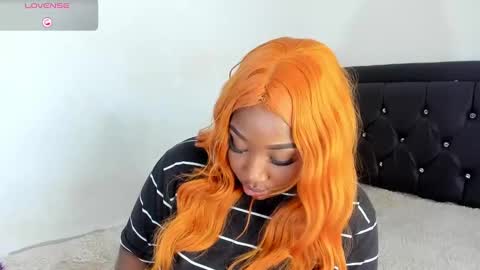 Snapshot of natassha_brown chatting on January 2025 03:22:01 AM Natassha online show from January 2025 03:22:01 AM