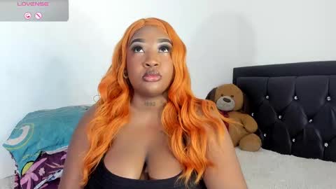 Snapshot of natassha_brown chatting on January 2025 12:24:01 AM Natassha online show from January 2025 12:24:01 AM