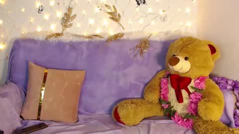 nathalia online show from October 2025 12:39:02 PM