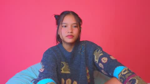 Natcha C online show from December 2024 03:25:02 PM