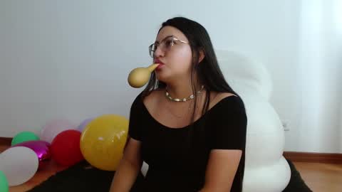 nath_dawson online show from February 2025 02:33:01 PM