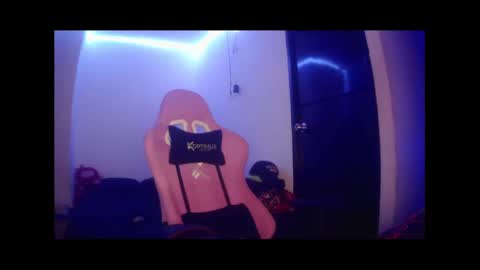 Snapshot of nath_hotboy666 chatting on October 2025 04:33:01 AM nath_hotboy666 online show from October 2025 04:33:01 AM