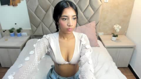 NATH QUIM online show from January 2025 11:17:02 PM