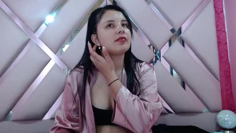 nathaly low online show from September 2025 03:06:02 AM