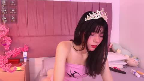 nathalya_summer online show from October 2025 12:55:01 PM
