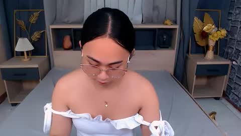 Snapshot of nathalyastone chatting on October 2025 11:43:01 PM SWEET NATHALYA online show from October 2025 11:43:01 PM