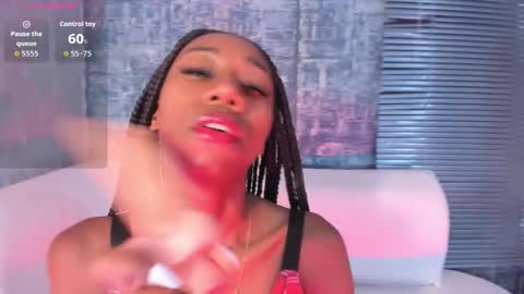 Snapshot of nathalyleen chatting on October 2025 09:26:02 PM online show from October 2025 09:26:02 PM