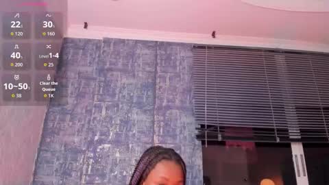 Snapshot of nathalyleen chatting on November 2025 08:52:01 PM online show from November 2025 08:52:01 PM