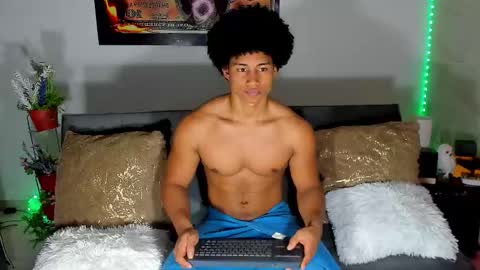 Snapshot of nathan_sexy247 chatting on October 2025 12:44:02 AM Nathan online show from October 2025 12:44:02 AM