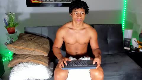 Snapshot of nathan_sexy247 chatting on November 2025 10:03:01 AM Nathan online show from November 2025 10:03:01 AM