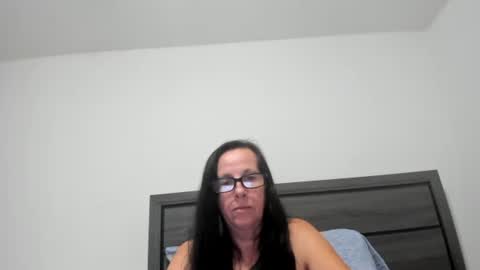Natural Peach Goddess online show from September 2025 03:44:01 AM